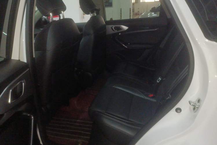 Used MG ONE 2022 β-Comfortable Living Series 1.5T Fully Satisfying Version 1128 Left Rear Seat