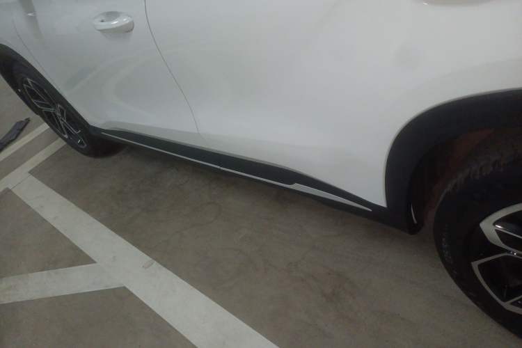 Used MG ONE 2022 β-Comfortable Living Series 1.5T Fully Satisfying Version 1128 Left Side Sill