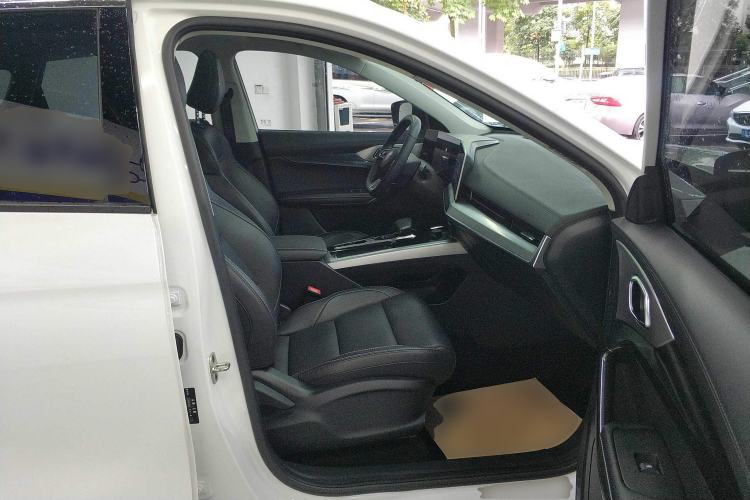 Used MG ONE 2022 β-Comfortable Living Series 1.5T Fully Satisfying Version 1128 Right Front Seat