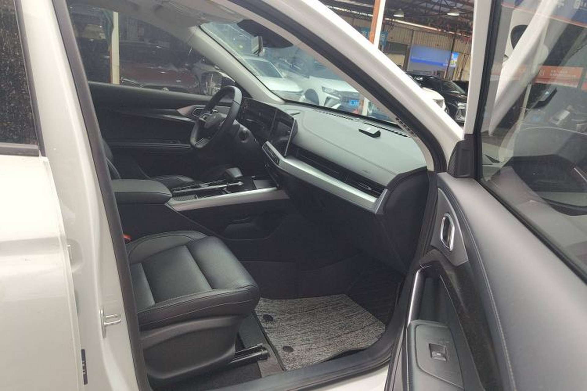 Used MG ONE 2022 β-Comfortable Living Series 1.5T Fully Satisfying Version 1128 Right Front Seat