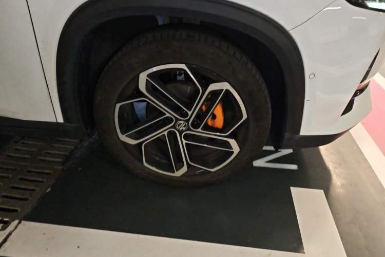 Used MG ONE 2022 α-Smart Sports Series 1.5T Advanced Edition Right Front Wheel Hub