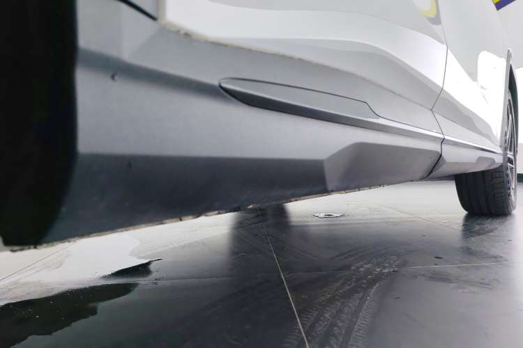 Used MG ONE 2022 α-Smart Sports Series 1.5T Standard Edition Right Side Sill