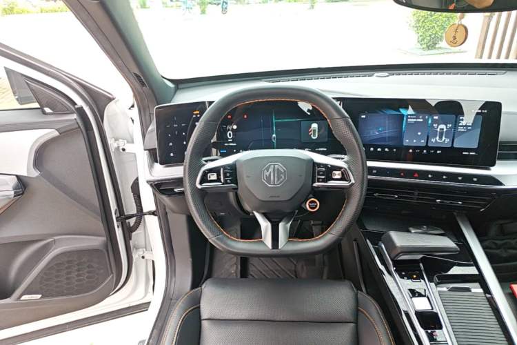 Used MG ONE 2022 α-Smart Sports Series 1.5T Advanced Edition Steering Wheel