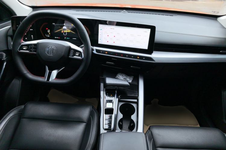 Used MG ONE 2022 β-Comfortable Living Series 1.5T Fully Satisfying Version 1128 Center Console