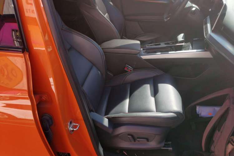 Used MG ONE 2022 α-Smart Sports Series 1.5T Advanced Edition Right Front Seat