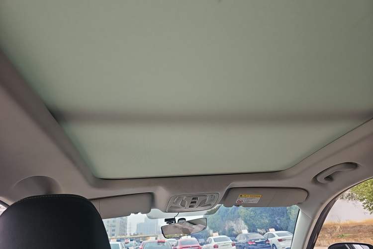 Used MG ONE 2023 1.5T Entry Version Headliner