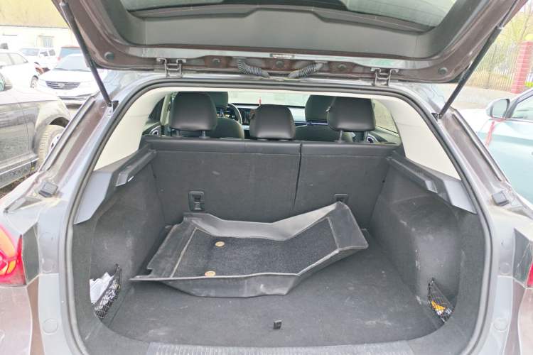 Used MG ONE 2023 1.5T Entry Version Trunk