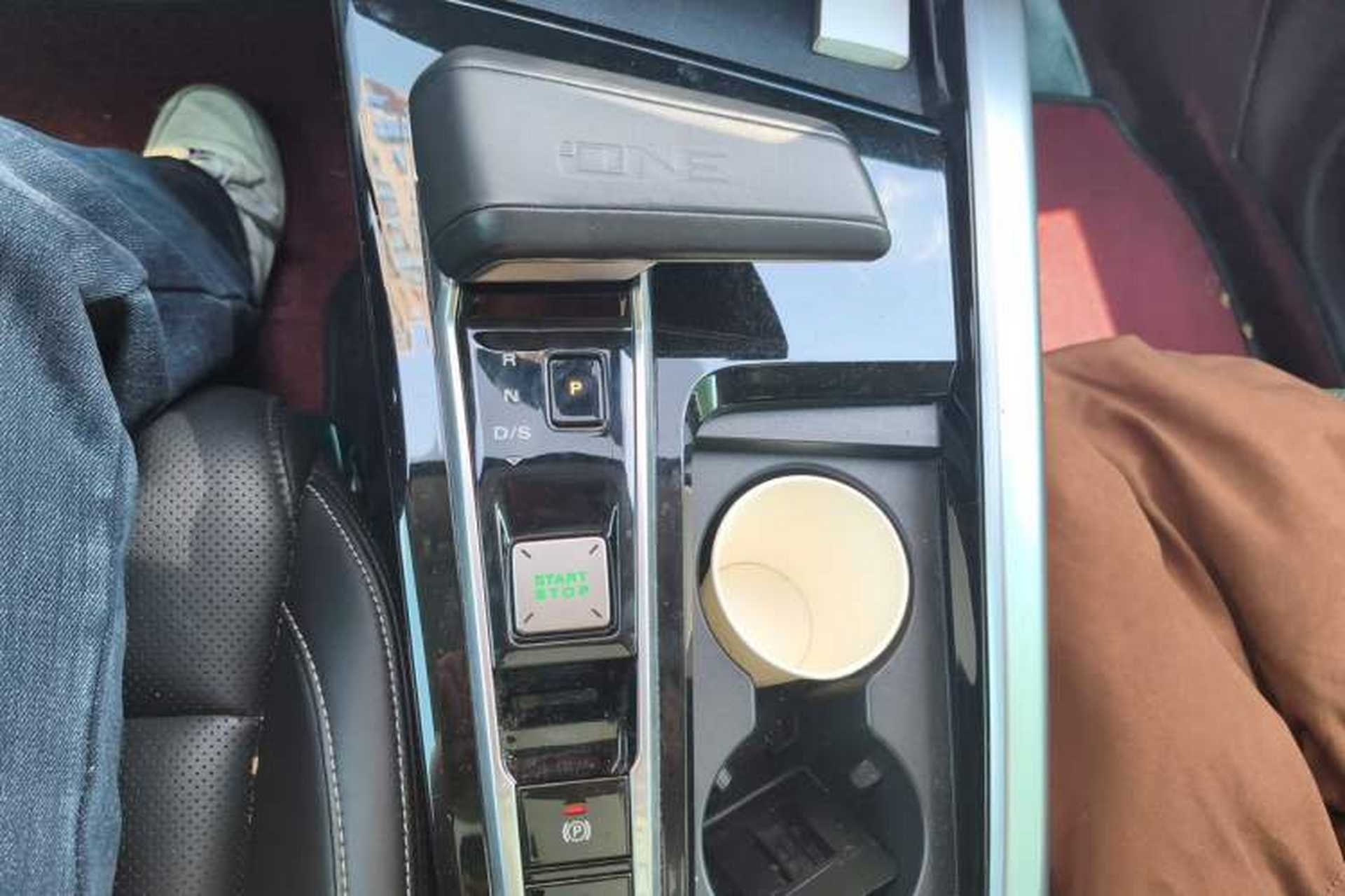 Used MG ONE 2023 1.5T Entry Version Gear Lever