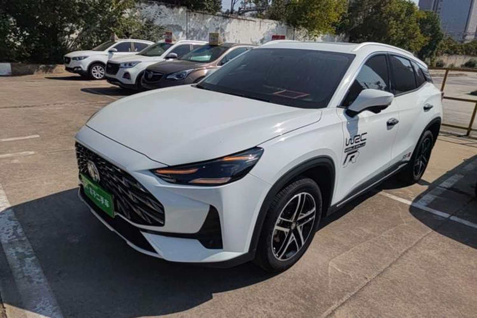 Фото MG с площадки