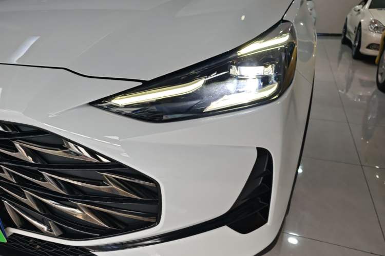 Used MG ONE 2023 1.5T Entry Version Left Front Headlight