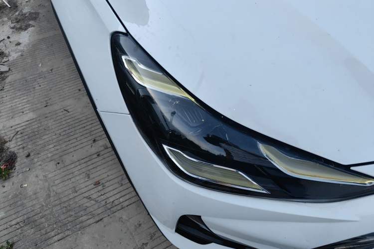 Used MG ONE 2023 1.5T Standard Edition Right Front Headlight