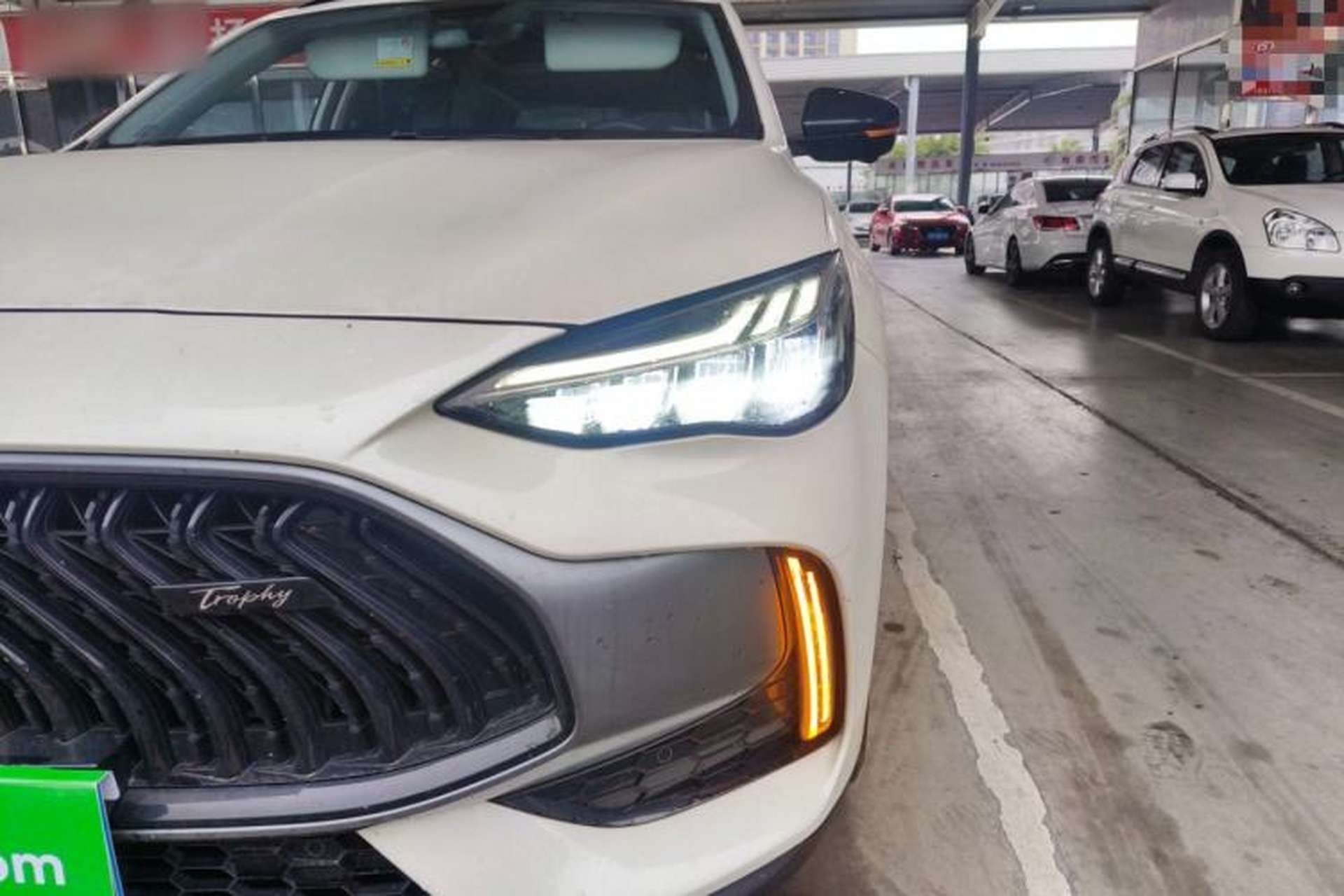 Used MG Pilot 2021 300TGI Automatic Two-Wheel Drive Trophy Deluxe Edition Left Front Headlight