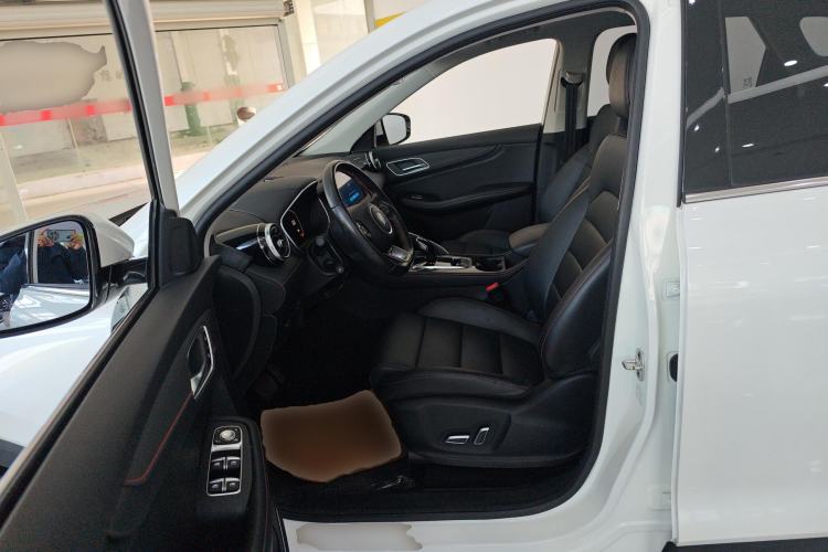 Used MG Pilot 2021 300TGI Automatic Two-Wheel Drive Fuel-Efficient Luxury Edition Left Front Seat
