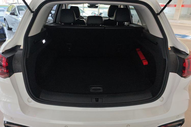 Used MG Pilot 2021 300TGI Automatic Two-Wheel Drive Fuel-Efficient Luxury Edition Trunk