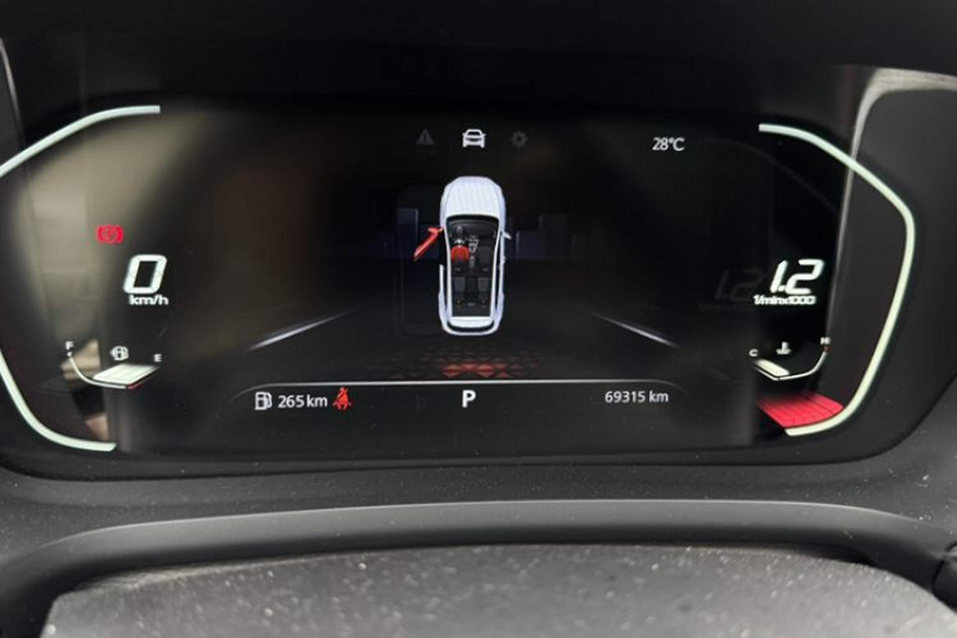 Used MG Pilot 2021 300TGI Automatic Two-Wheel Drive Fuel-Efficient Luxury Edition Odometer Close Up