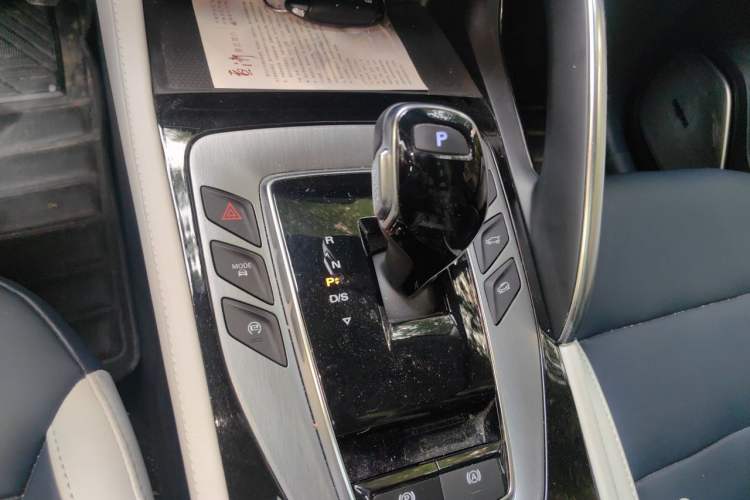 Used MG Pilot 2021 400TGI Automatic Two-Wheel Drive Trophy Flagship Edition Gear Lever
