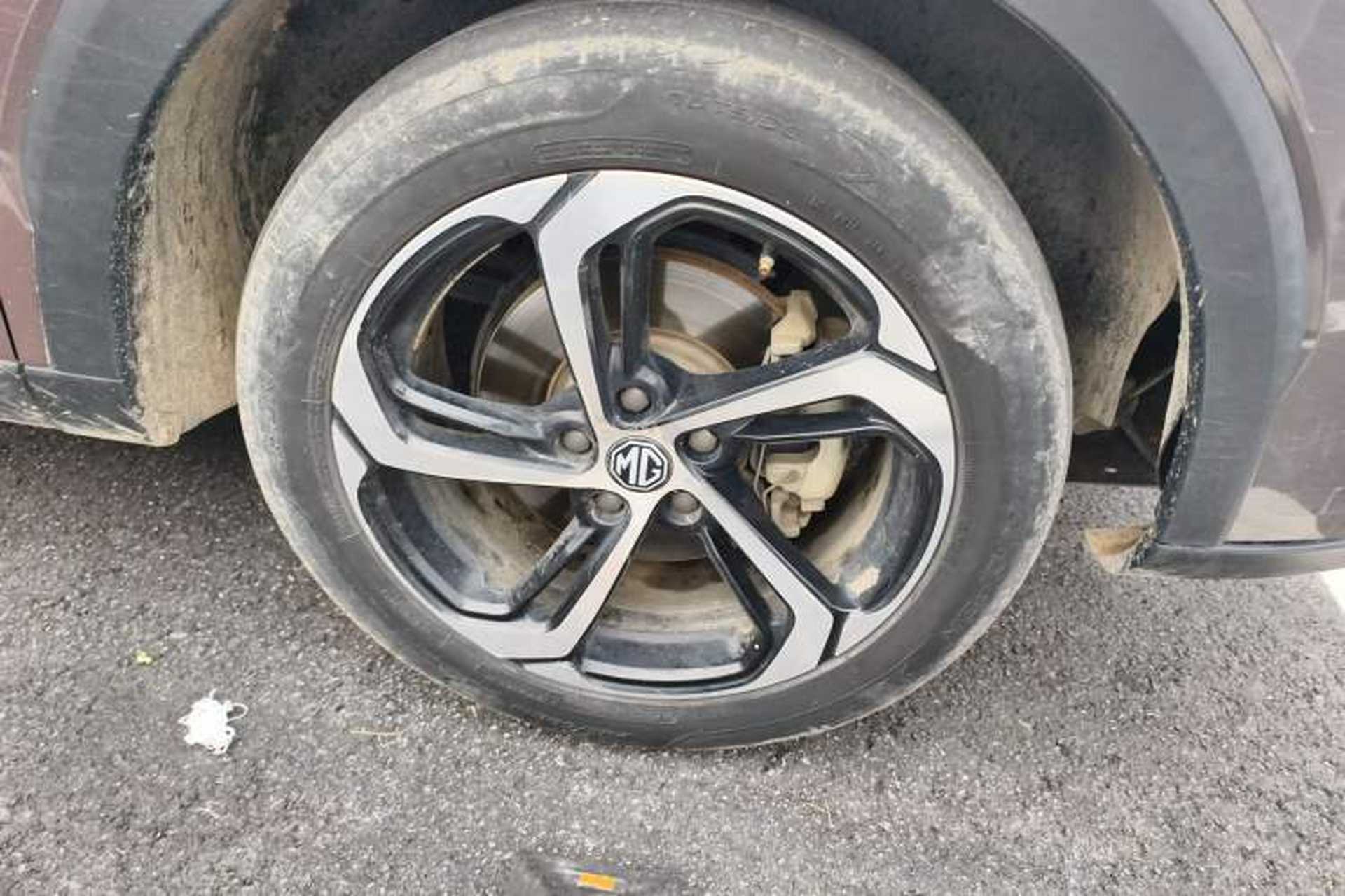 Used MG Pilot 2021 300TGI Automatic Two-Wheel Drive Fuel-Efficient Luxury Edition Right Front Wheel Hub