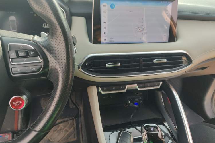 Used MG Pilot 2021 300TGI Automatic Two-Wheel Drive Trophy Prestige Edition Audio And AC Panel