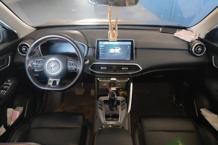 Used MG Pilot 2021 300TGI Automatic Two-Wheel Drive Fuel-Efficient Luxury Edition Center Console