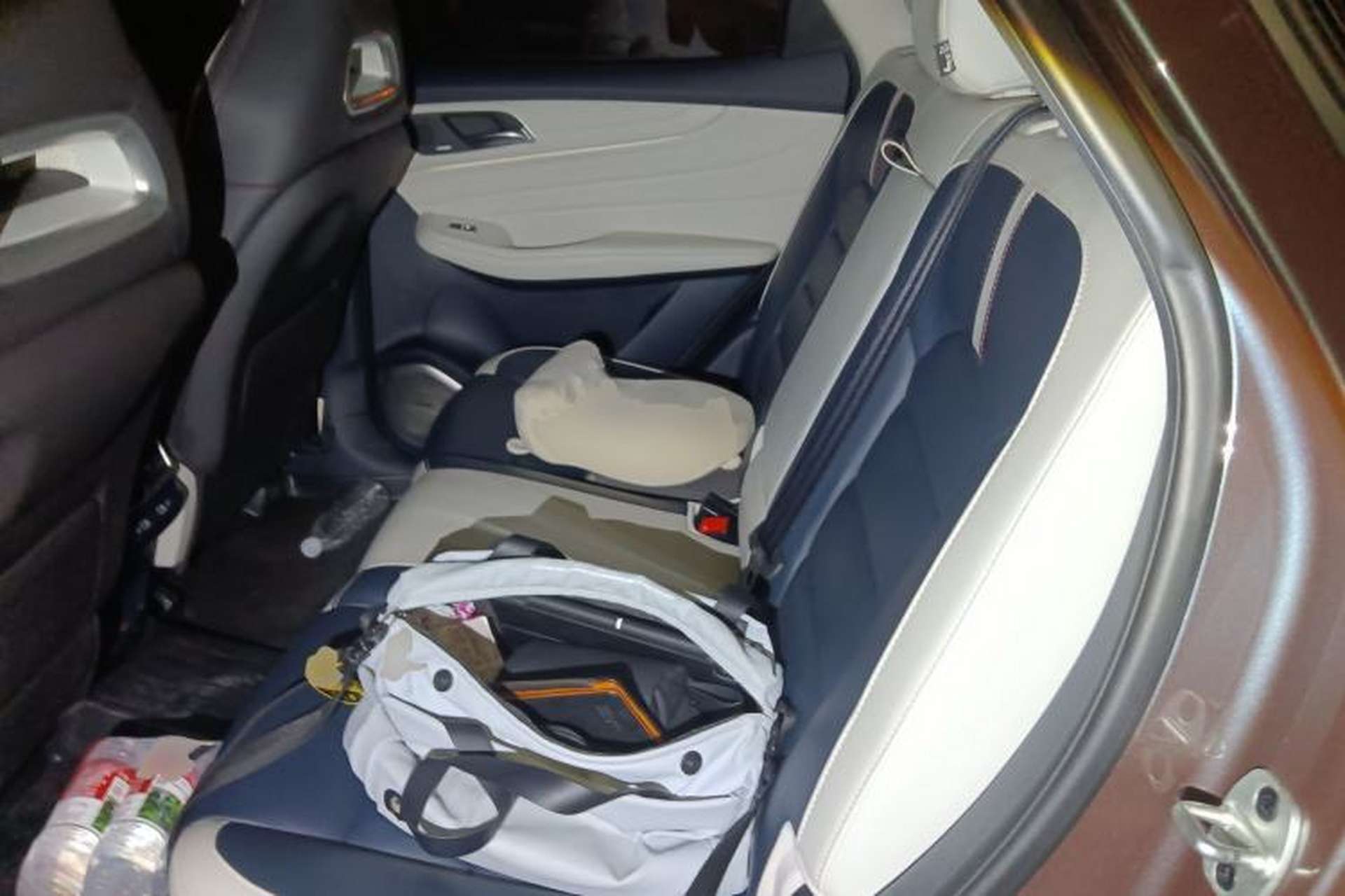 Used MG Pilot 2021 400TGI Automatic Two-Wheel Drive Trophy Flagship Edition Left Rear Seat
