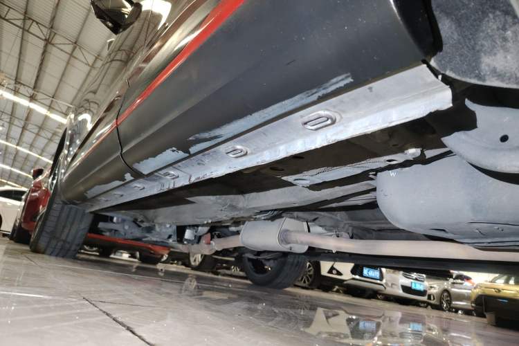 Used MG Pilot 2021 400TGI Automatic Two-Wheel Drive Trophy Flagship Edition Left Side Sill