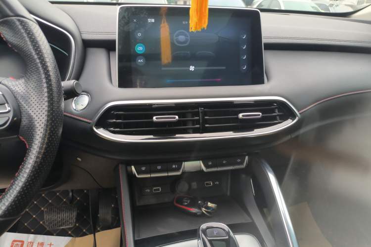Used MG Pilot 2021 300TGI Automatic Two-Wheel Drive Fuel-Efficient Luxury Edition Audio And AC Panel