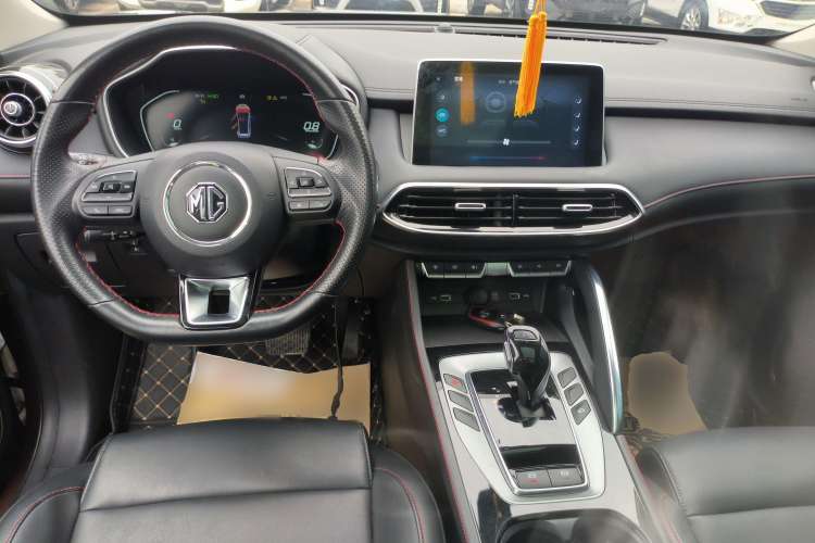 Used MG Pilot 2021 300TGI Automatic Two-Wheel Drive Fuel-Efficient Luxury Edition Interior 2