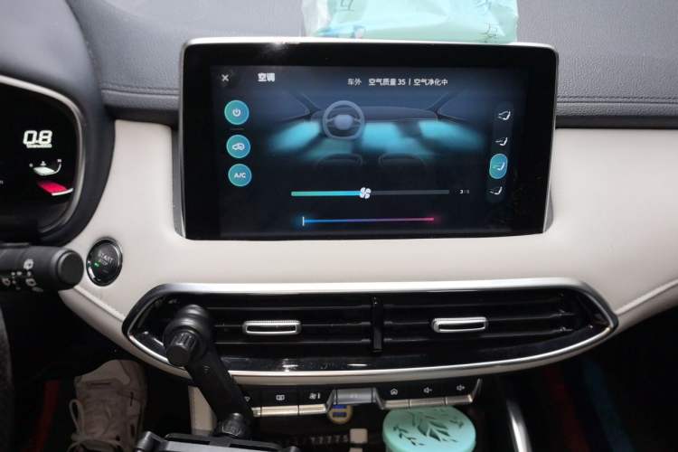 Used MG Pilot 2021 300TGI Automatic Two-Wheel Drive Trophy Deluxe Edition Audio And AC Panel