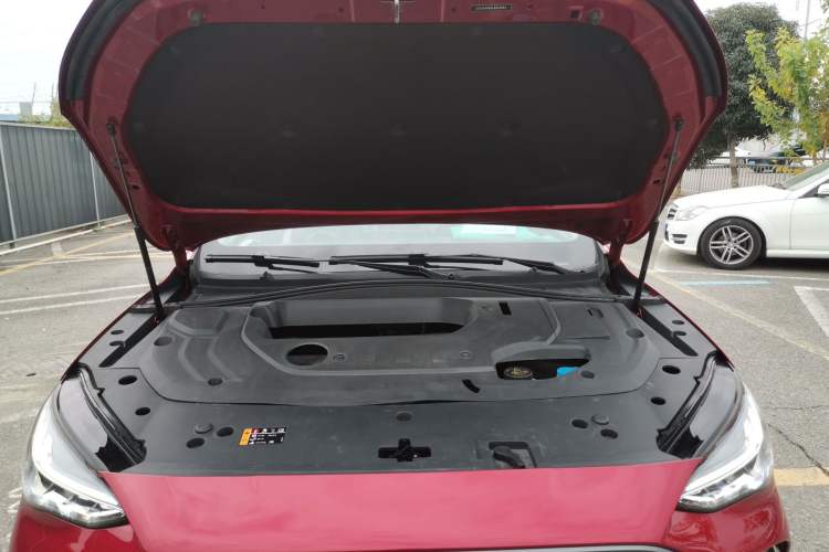 Used MG Pilot 2021 400TGI Automatic Two-Wheel Drive Trophy Flagship Edition Engine Bay