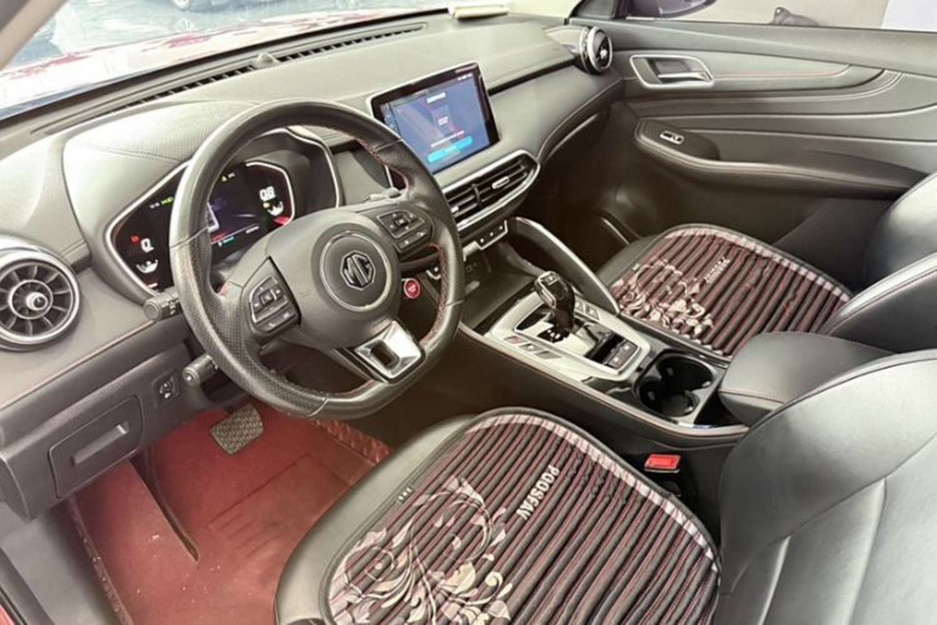Used MG Pilot 2021 300TGI Automatic Two-Wheel Drive Trophy Deluxe Edition Interior 2