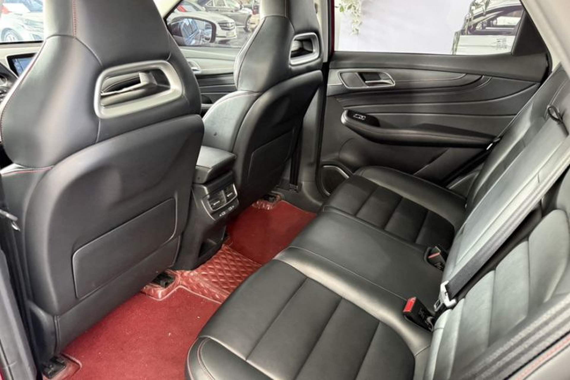Used MG Pilot 2021 300TGI Automatic Two-Wheel Drive Trophy Deluxe Edition Interior 3