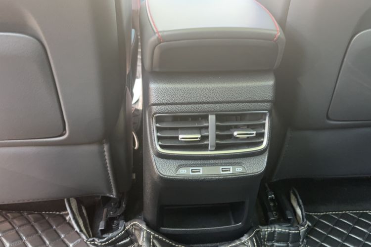 Used MG Pilot 2021 300TGI Automatic Two-Wheel Drive Trophy Deluxe Edition Interior 4