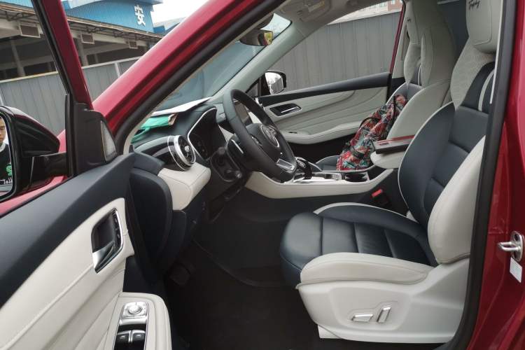 Used MG Pilot 2021 400TGI Automatic Two-Wheel Drive Trophy Flagship Edition Left Front Seat