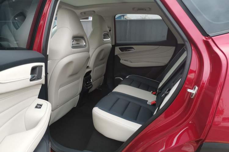 Used MG Pilot 2021 400TGI Automatic Two-Wheel Drive Trophy Flagship Edition Left Rear Seat