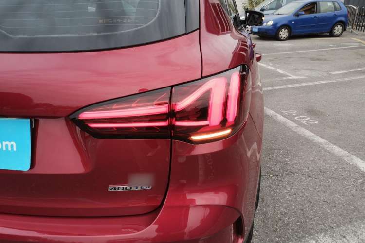 Used MG Pilot 2021 400TGI Automatic Two-Wheel Drive Trophy Flagship Edition Right Rear Taillight