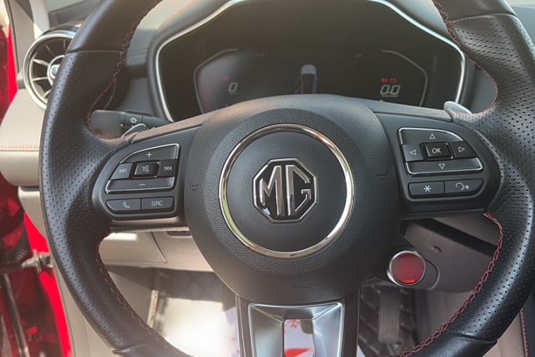 Used MG Pilot 2021 300TGI Automatic Two-Wheel Drive Trophy Deluxe Edition Steering Wheel