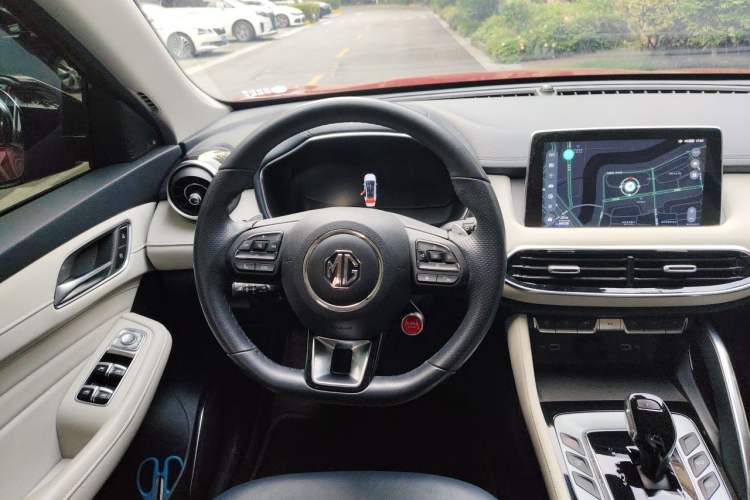 Used MG Pilot 2021 300TGI Automatic Two-Wheel Drive Trophy Prestige Edition Steering Wheel