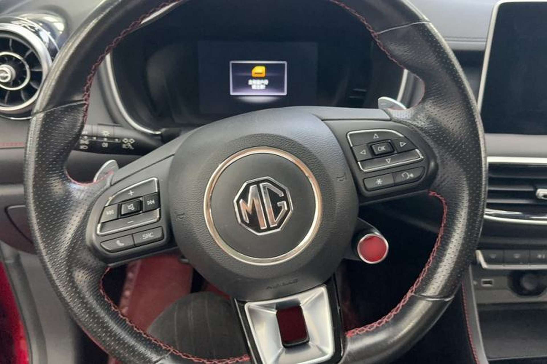 Used MG Pilot 2021 300TGI Automatic Two-Wheel Drive Trophy Deluxe Edition Steering Wheel