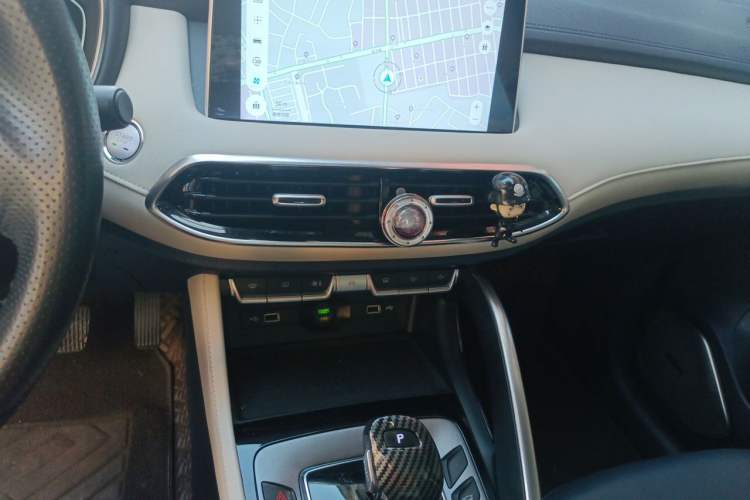 Used MG Pilot 2021 300TGI Automatic Two-Wheel Drive Trophy Prestige Edition Audio And AC Panel