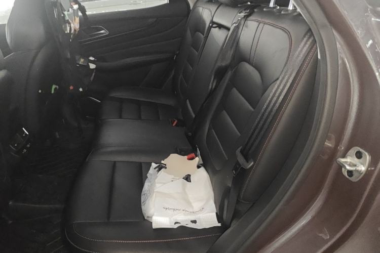 Used MG Pilot 2021 300TGI Automatic Two-Wheel Drive Trophy Deluxe Edition Left Rear Seat