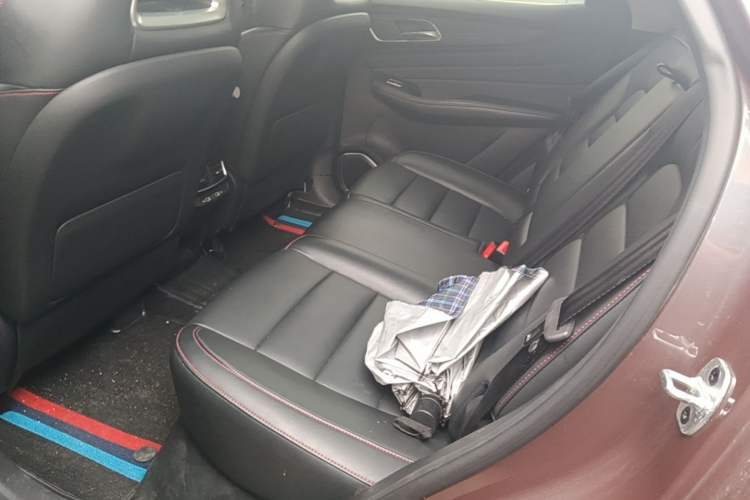 Used MG Pilot 2021 300TGI Automatic Two-Wheel Drive Trophy Deluxe Edition Left Rear Seat