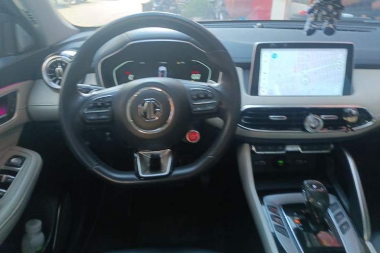 Used MG Pilot 2021 300TGI Automatic Two-Wheel Drive Trophy Prestige Edition Steering Wheel