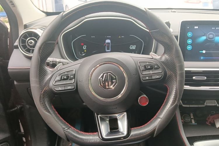 Used MG Pilot 2021 300TGI Automatic Two-Wheel Drive Trophy Deluxe Edition Steering Wheel