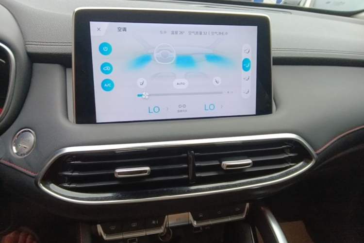 Used MG Pilot 2021 300TGI Automatic Two-Wheel Drive Trophy Prestige Edition Audio And AC Panel