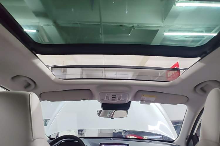 Used MG Pilot 2021 400TGI Automatic Two-Wheel Drive Trophy Flagship Edition Headliner