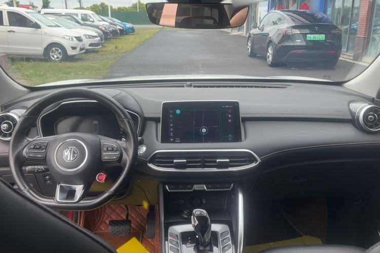 Used MG Pilot 2021 300TGI Automatic Two-Wheel Drive Trophy Deluxe Edition Interior 3