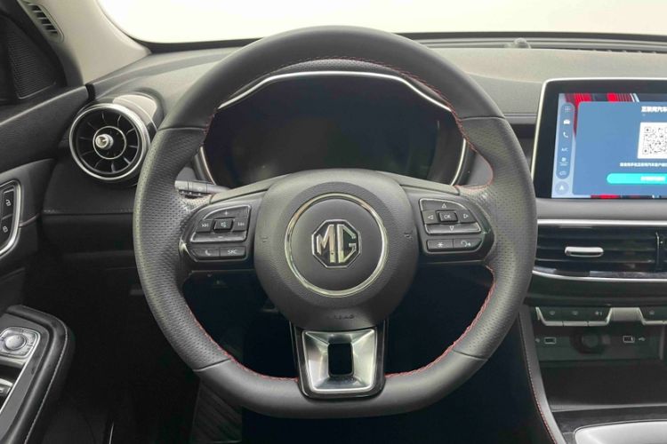 Used MG Pilot 2021 300TGI Automatic Two-Wheel Drive Fuel-Efficient Luxury Edition Interior 4