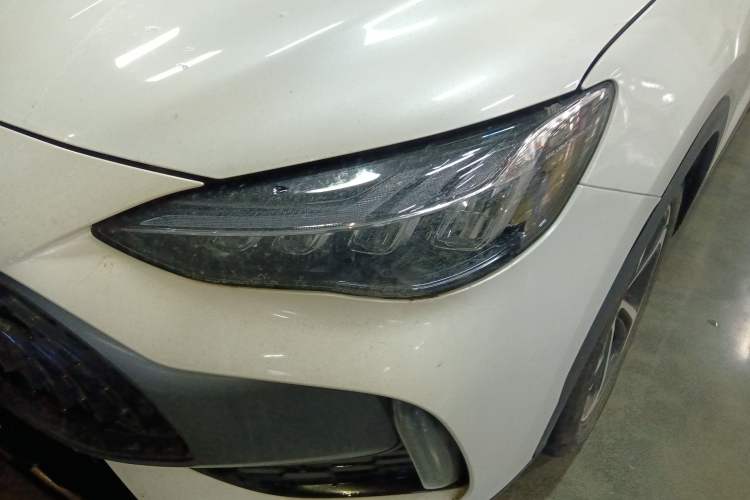 Used MG Pilot 2021 300TGI Automatic Two-Wheel Drive Trophy Prestige Edition Left Front Headlight