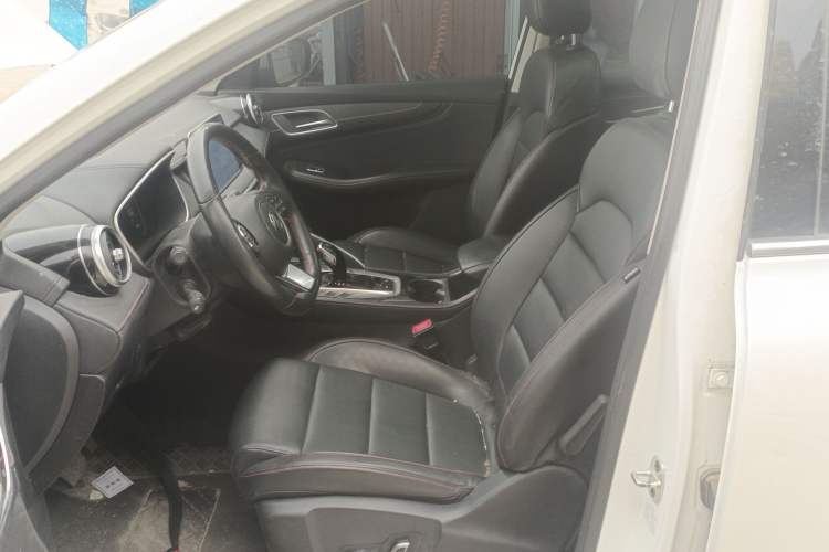 Used MG Pilot 2021 300TGI Automatic Two-Wheel Drive Fuel-Efficient Luxury Edition Left Front Seat