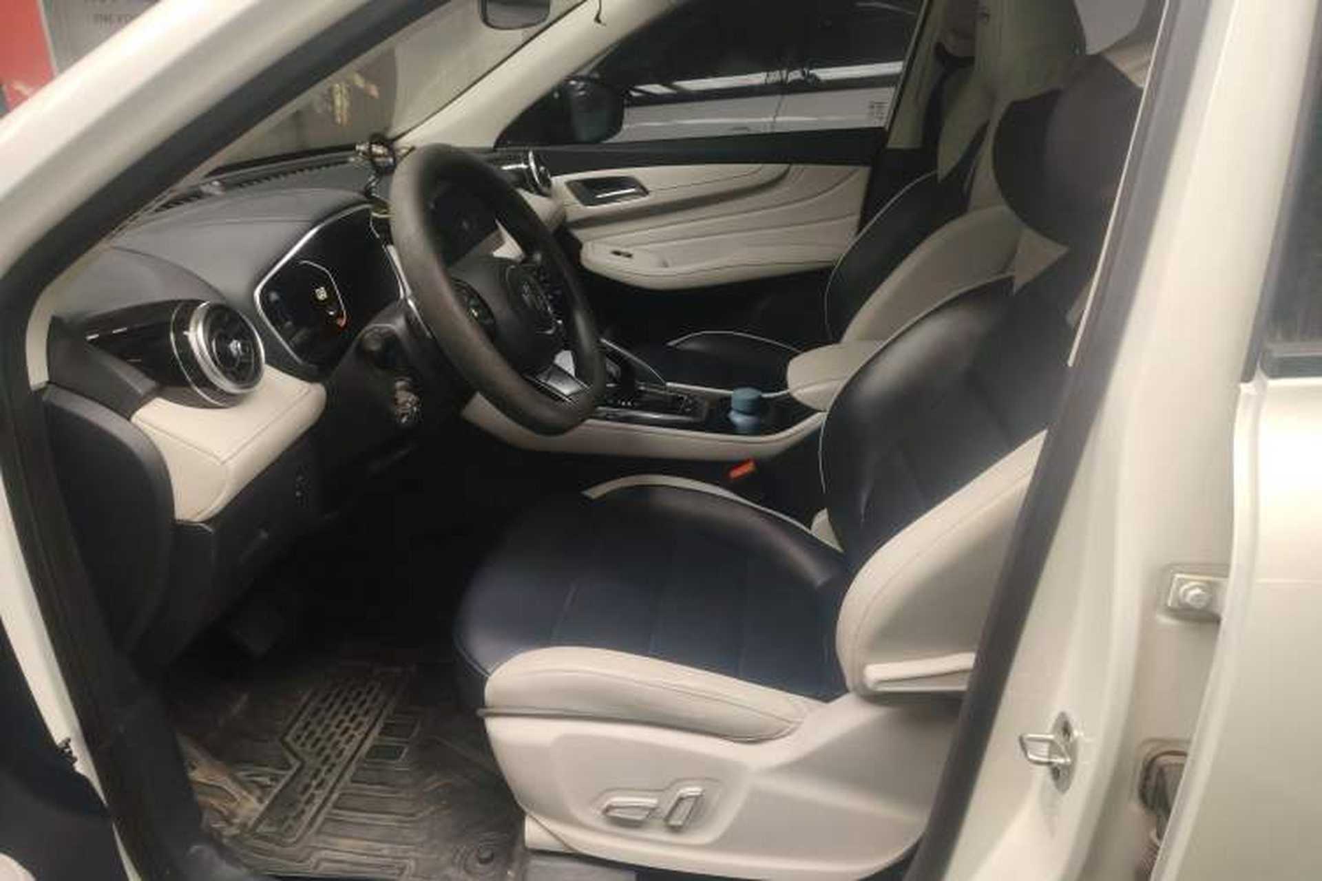 Used MG Pilot 2021 300TGI Automatic Two-Wheel Drive Trophy Prestige Edition Left Front Seat